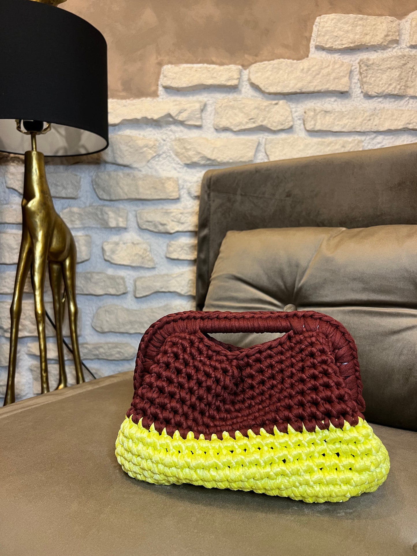 Borsa Caki