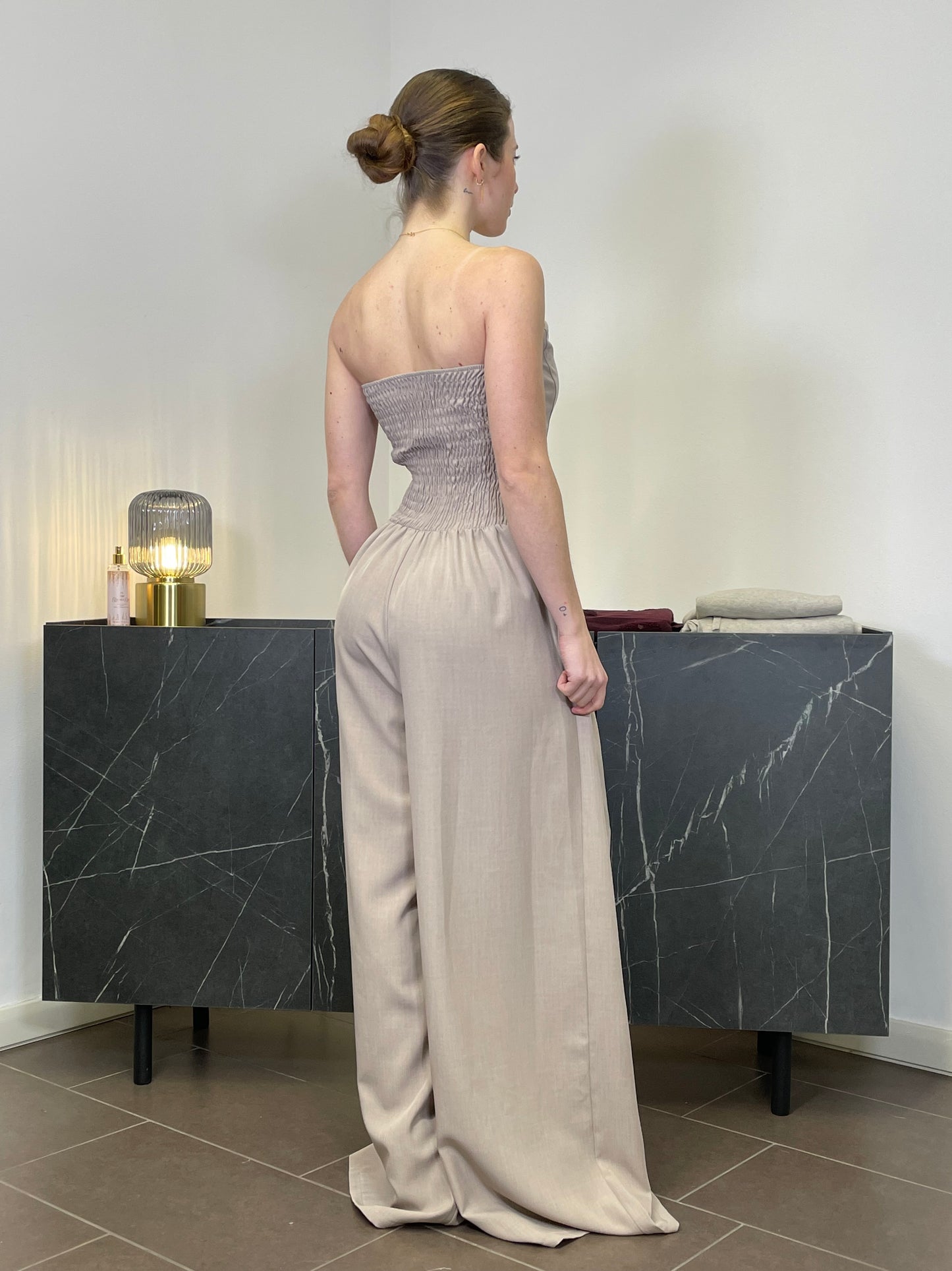 Tuta Selene