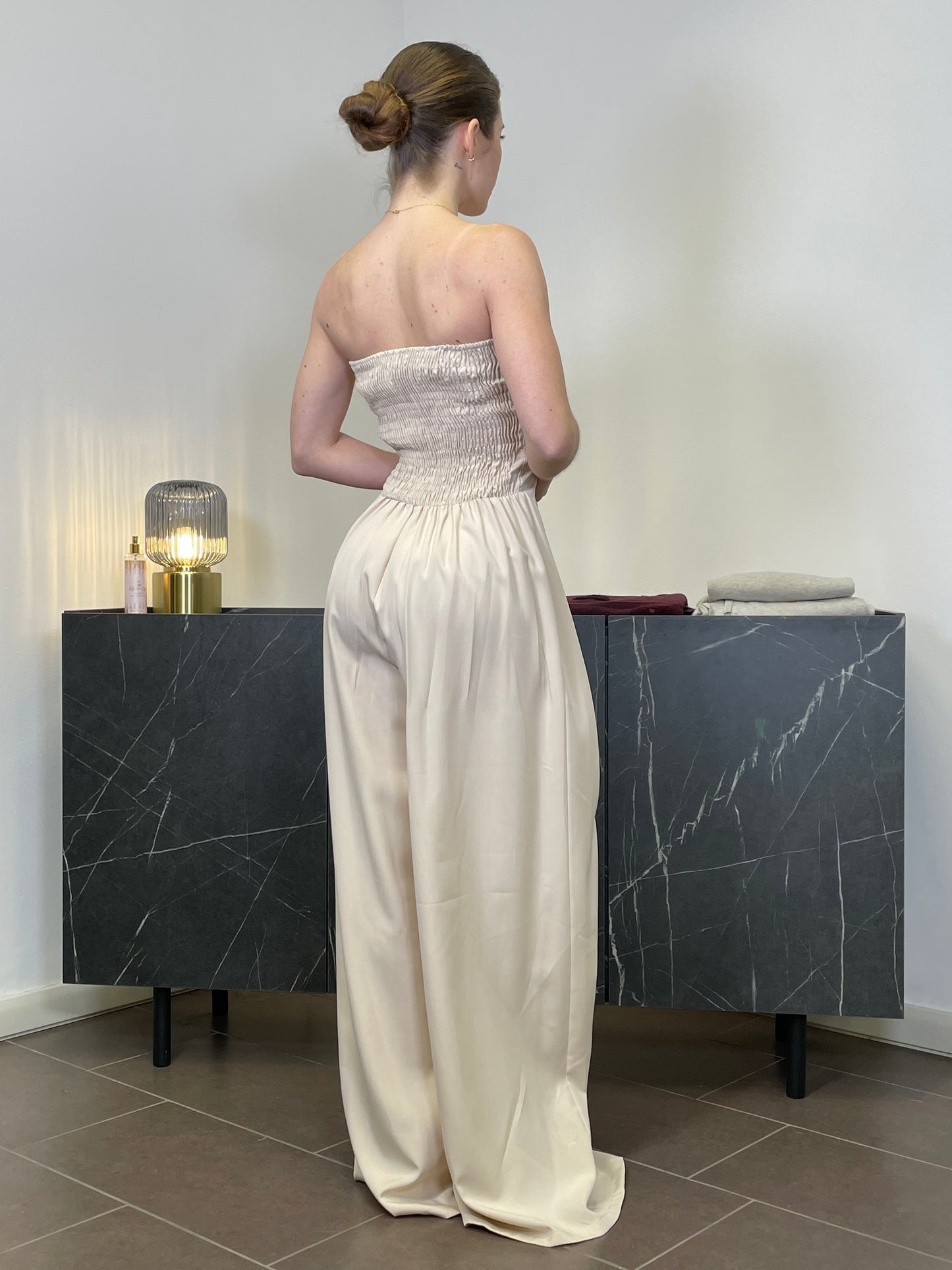 Tuta Selene