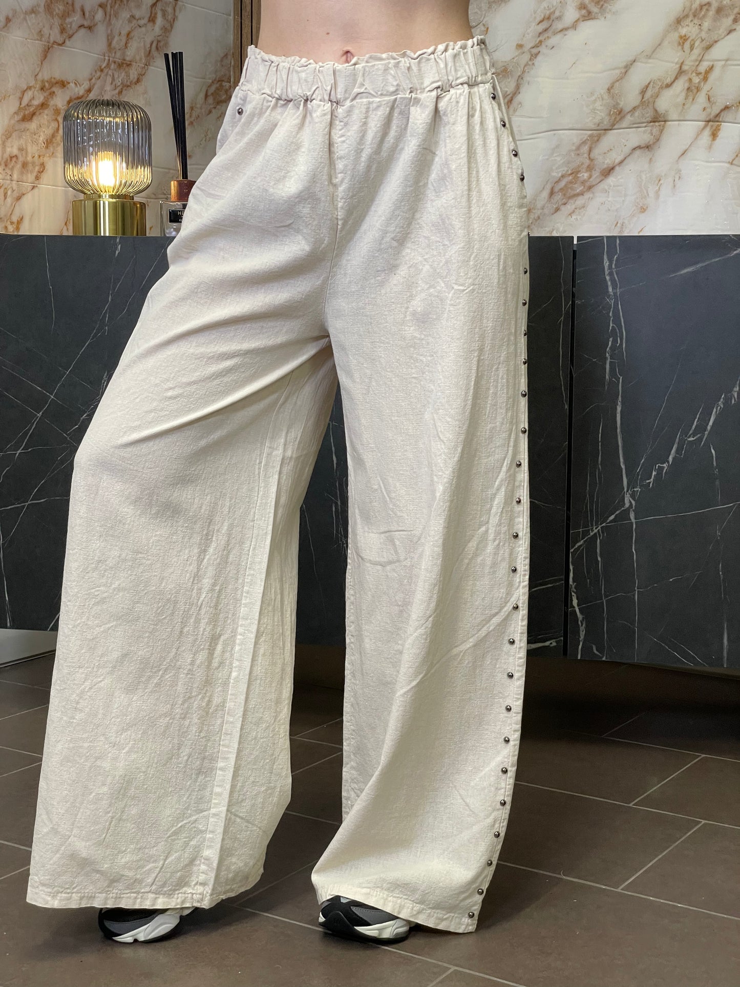 Pantaloni Borchie
